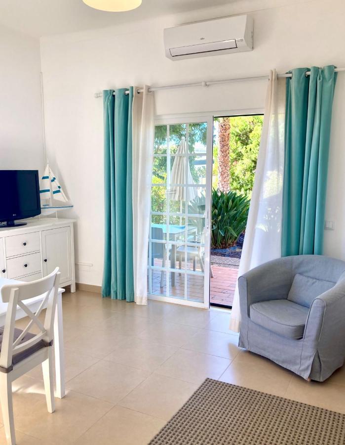 Moradias Villas Rufino อัลบูเฟรา ภายนอก รูปภาพ