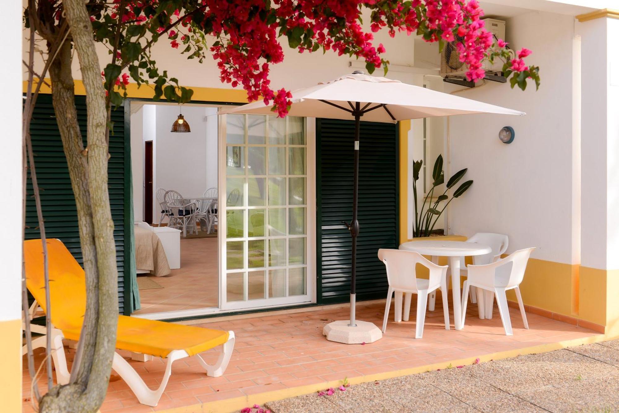 Moradias Villas Rufino อัลบูเฟรา ห้อง รูปภาพ