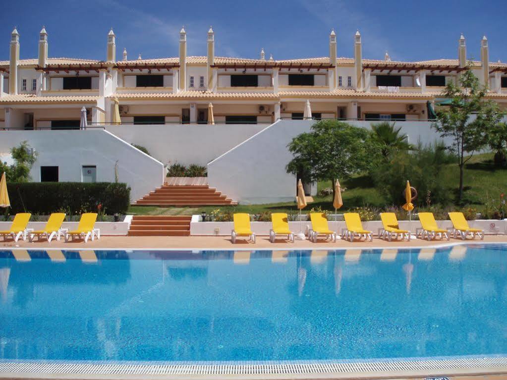 Moradias Villas Rufino อัลบูเฟรา ภายนอก รูปภาพ